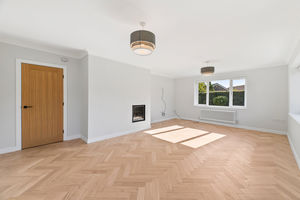 Lounge- click for photo gallery